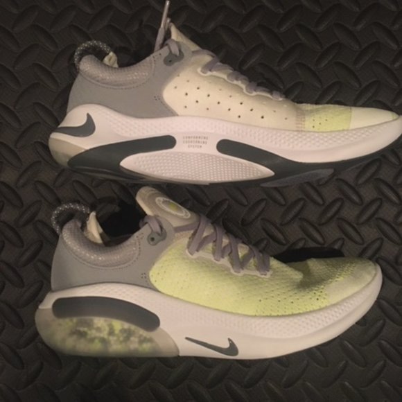 Brand New Men's Nike Joyride Flyknit Running Shoes - Picture 2 of 6